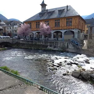  Appartement 2 à 4 Personnes Le Pyrénéen à Carrefour Des Activités De Montagne