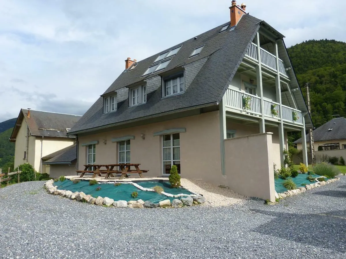 Holiday home Les Ecuries De Lisa - Gite De Groupe 16 Personnes Arreau France
